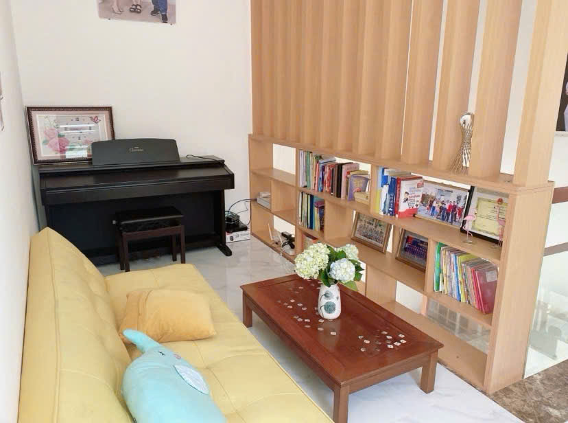 Nhà anh Cự