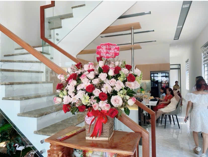 Nhà anh Cự