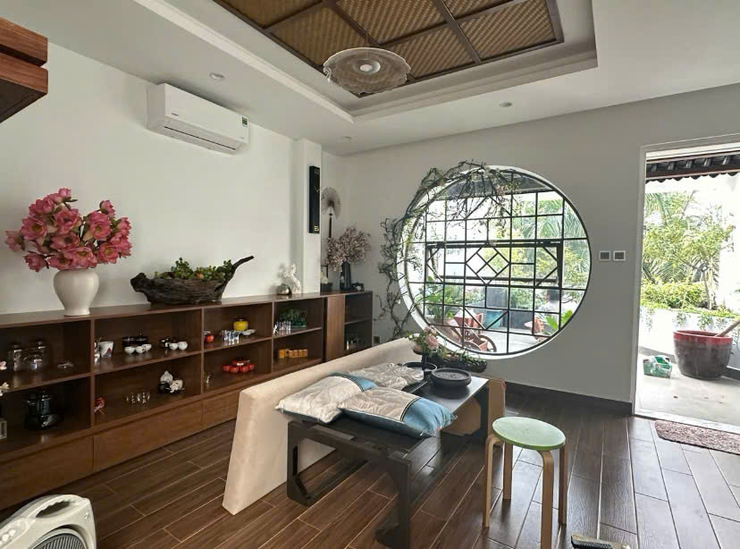 Mẫu nhà thiết kế nội thất tinh tế, sang trọng, hiện đại
